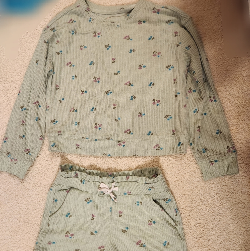 Girls cute outfit